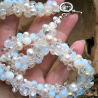 Perlenkette weiß mit Bergkristall und Mondstein Collier üppige Kette zur Hochzeit Brautschmuck Bild 1
