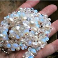 Perlenkette weiß mit Bergkristall und Mondstein Collier üppige Kette zur Hochzeit Brautschmuck Bild 7