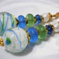Ohrringe blau weiß Lampwork Glasperlen grün gestreift handgemacht zum Hippy boho look Bild 6
