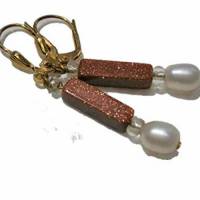 Ohrringe Perlen weiß mit funkelndem Goldfluss Stick Doublé handgemacht Bild 1