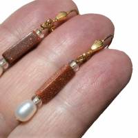 Ohrringe Perlen weiß mit funkelndem Goldfluss Stick Doublé handgemacht Bild 2