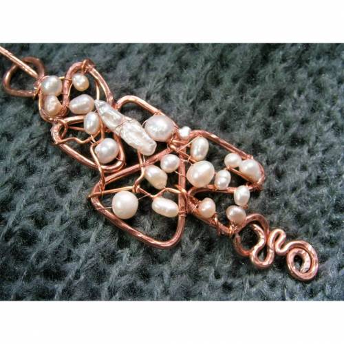 Tuchnadel 85 x 35 Millimeter mit Süßwasserzuchtperlen weiß Aluminium kupfer rotgoldfarben wirework Geschenk