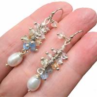Ohrringe handgemacht Edelstein Mix pastell um weiße Perle als Traube aus Amethyst Citrin Rosenquarz Blautopas Bild 1