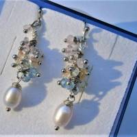 Ohrringe handgemacht Edelstein Mix pastell um weiße Perle als Traube aus Amethyst Citrin Rosenquarz Blautopas Bild 4