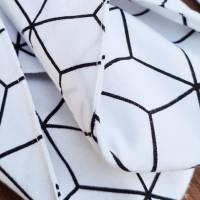waschbare Stoffbinden Set aus Baumwolle - nachhaltige Monatshygiene - Zero Waste - weiß schwarz geometrisch Bild 6
