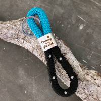Schlüsselanhänger aus Segelseil für Camper und Weltenbummler mit silberfarbenem Schlüsselring Bild 9
