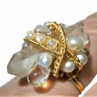 Ring pastell Kristallspitze gelb Perlen weiß verstellbar handgewebt goldfarben boho Bild 5