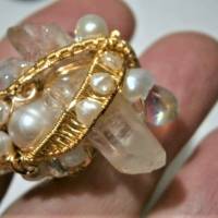 Ring pastell Kristallspitze gelb Perlen weiß verstellbar handgewebt goldfarben boho Bild 8