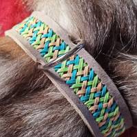 Hundehalsband, Büffelleder mit 3-farbiger Flechtung, natur, türkis, hellgrün (HH39) Bild 1