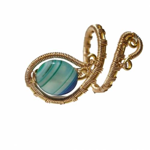 Ring mit Achat blau petrol gestreift handgewebt in goldfarben verstellbar Paisley boho
