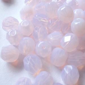 20 Milky Light Rose böhmische Perlen 6mm, tschechische feuerpolierte facettierte Glasperlen DIY Glasschliff Bild 3
