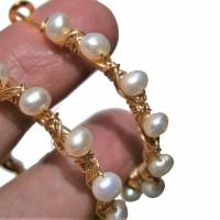 Perlenohrringe handgemachte Ohrringe weiß Perlen Creolen Brautschmuck boho Bild 3