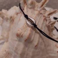 Kaurimuschel Armband Bild 1