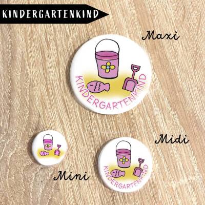 Kindergartenkind in Rosa *Individualisierbar* Button ODER Clip