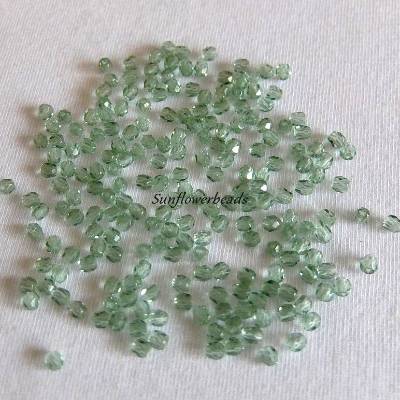 50 Glasschliffperlen 3 mm, schilfgrün, grün