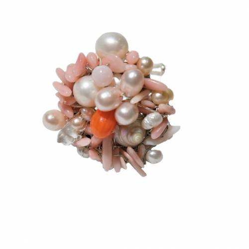 Ring pastell apricot rosa handgemacht Koralle an Perlen in wirework verstellbar handmade Korallenring