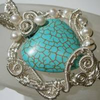 Herz Anhänger mit Türkis und Perlen weiß in wirework silberfarben Muttertag Brautschmuck Bild 5