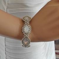 Tolles Armband im viktorianischen Stil, handgefertigt mit Austrian Crystal Pearls und Miyuki Perlen. Ein Blickfang Bild 3
