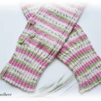 Handgestrickter Schal fürs Kind - Blume,Baumwolle,Geschenk,Geburtstag,weich,creme,rosa,grün Bild 3