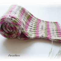 Handgestrickter Schal fürs Kind - Blume,Baumwolle,Geschenk,Geburtstag,weich,creme,rosa,grün Bild 6
