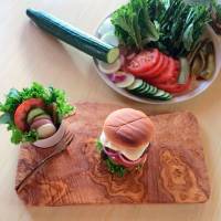 2er Set kleine Burgerspieße Edelstahl mit Griff aus Olivenholz + Gravur Bild 3