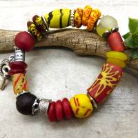 afrikanisches Armband - Perlenmix - afrikanische Vielfalt - rot-gelb - elastisch - ca. 5,2cm - Key to my heart Bild 2