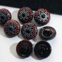8 alte Glasknöpfe 14mm schwarz, rot, weiß bemalt, Blumen Muster,  Knöpfe 30er bis 40er Jahre, Trödel Dings da Bild 2