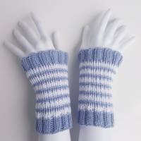 Pulswärmer 100 % Merino-Wolle handgestrickt hellblau weiß gestreift - Damen - Einheitsgröße - Modell 22 Bild 1