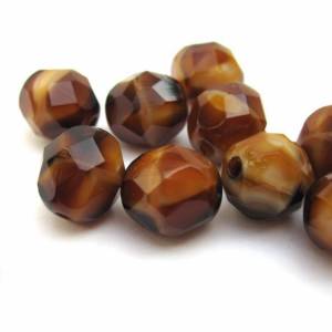 10  Milky Caramel böhmische Perlen 8mm, tschechische feuerpolierte facettierte Glasperlen DIY Glasschliff Bild 1