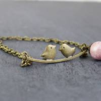 Armband mit Vögel, antik bronze, Perle in rosa marmoriert Bild 2
