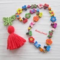Kinderkette bunt Bettelkette Hippie Ibiza Holzperlen Blumen Schmetterling Marienkäfer Kette Holzkette Quaste Anhänger Bild 3