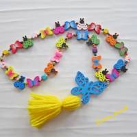 Kinderkette bunt Bettelkette Hippie Ibiza Holzperlen Blumen Schmetterling Marienkäfer Kette Holzkette Quaste Anhänger Bild 5