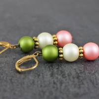 Ohrringe mit Perlen in olivgrün, creme und rosa, goldfarben Bild 2