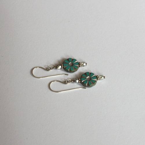 Sterlingsilber-Ohrringe mit böhmischer Glasperle in Türkis