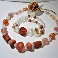Halskette mit Koralle Schaumkoralle und Künstlerglasperle orange Bergkristall und Quarz Collier Bild 5
