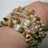 Armband Jaspis braun beige Perlen weiß irisierendes Glas 6-reihig funkelnd handgemacht Spiralarmband Bild 6