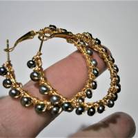 Perlenohrringe grau Creolen 40 Millimeter Hoop handgemacht Keshiperlen Geschenk boho Bild 5