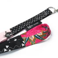 Schlüsselband lang mit Karabiner Patchwork Schlüsselanhänger Einzelstück schwarz pink rosa Katzen Blumen Punkte Bild 1