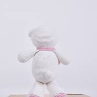 Handgefertigte gehäkelte Teddy Bär "Leonie" aus Baumwolle, weiß mit rosa Schleife, Kuscheltier, Geschenk für Kin Bild 3