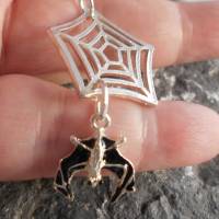 Spinnennetz Fledermaus , Kette ,Halskette, gothic, Halloween , versilbert Bild 2