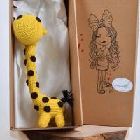 Handgefertigte gehäkelte Puppe Giraffen "Gerda Lotte Frida" aus Baumwolle, Savanen Kuscheltier, Geschenk für Kin Bild 10