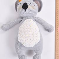 Handgefertigte gehäkelte Kuscheltier Koala "Kiki" aus Baumwolle, süßes Geschenk für Kinder zu Ostern Bild 10