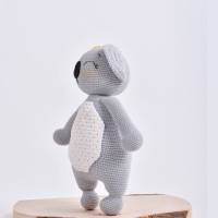 Handgefertigte gehäkelte Kuscheltier Koala "Kiki" aus Baumwolle, süßes Geschenk für Kinder zu Ostern Bild 2