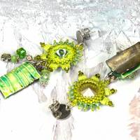 lässige grüne boho ohrstecker, geschenk, ohrringe, beadwork, keramik, glasperlen Bild 5