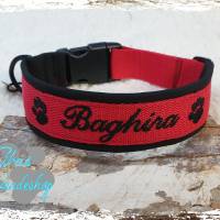 Individuell besticktes Hundehalsband Schwarz-Rot  – mit Klickverschluß – verstellbar Bild 1