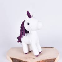 Handgefertigtse gehäkeltes Kuscheltier Einhorn "Fluffy" aus Baumwolle, geschenk für Mädchen, zur Schuleiführung, Bild 1