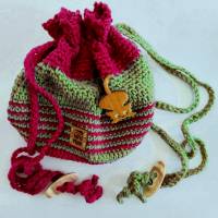 Häkel- Bag Hippie- Tasche mit Katzen- Brosche Fuchsia Gelbgrün gehäkelt Lana Grossa Bild 7