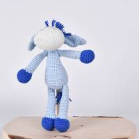 Handgefertigte gehäkelte Puppe Esel "Oscar" aus Baumwolle Bild 1