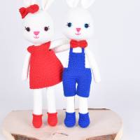 Handgefertigte gehäkelte Puppe Hasen "Rike, Nanni, & Stella" aus Baumwolle, Kuscheltier, Süßes Geschenk zu Oster Bild 2