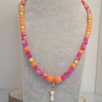 Farbenfrohe  Perlenkette   in Acrylperlen mit Katze Bild 2